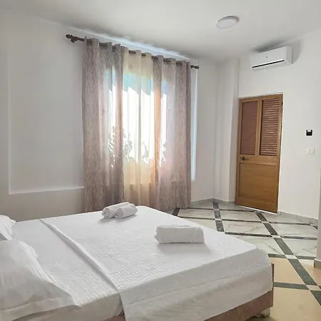Lm Murati Guest house Polisi i Vogel