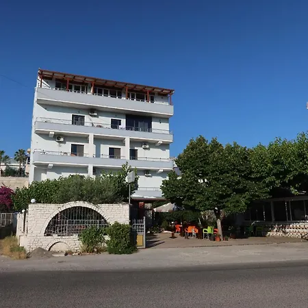 ゲストハウス Lm Murati *