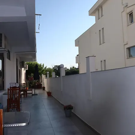 Lm Murati Guest house *