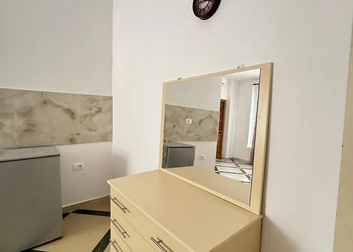 Lm Murati * Polisi i Vogel