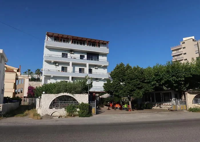 ゲストハウス Lm Murati *