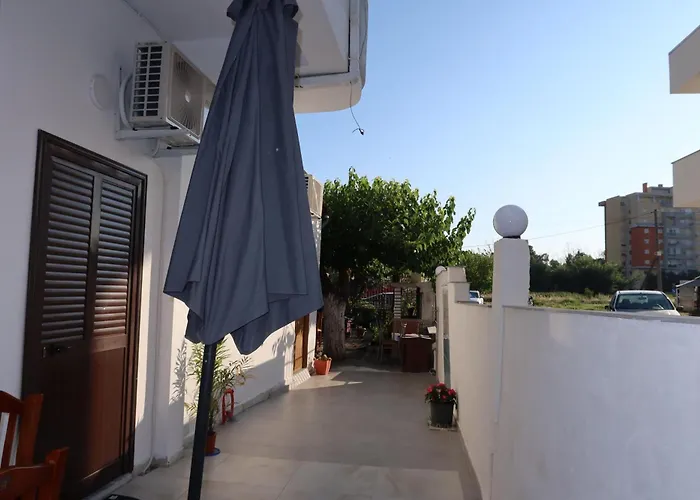 ゲストハウス Lm Murati